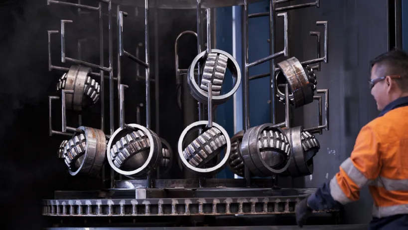 Inver_Bearings Carousel-04